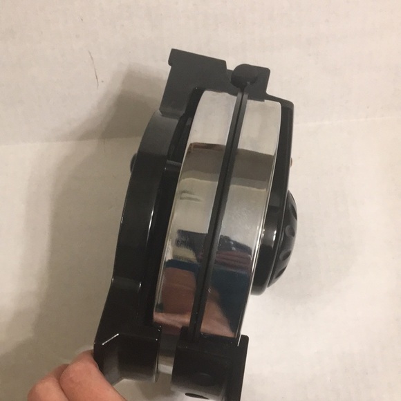 Waffle Maker - Picture 10 of 16